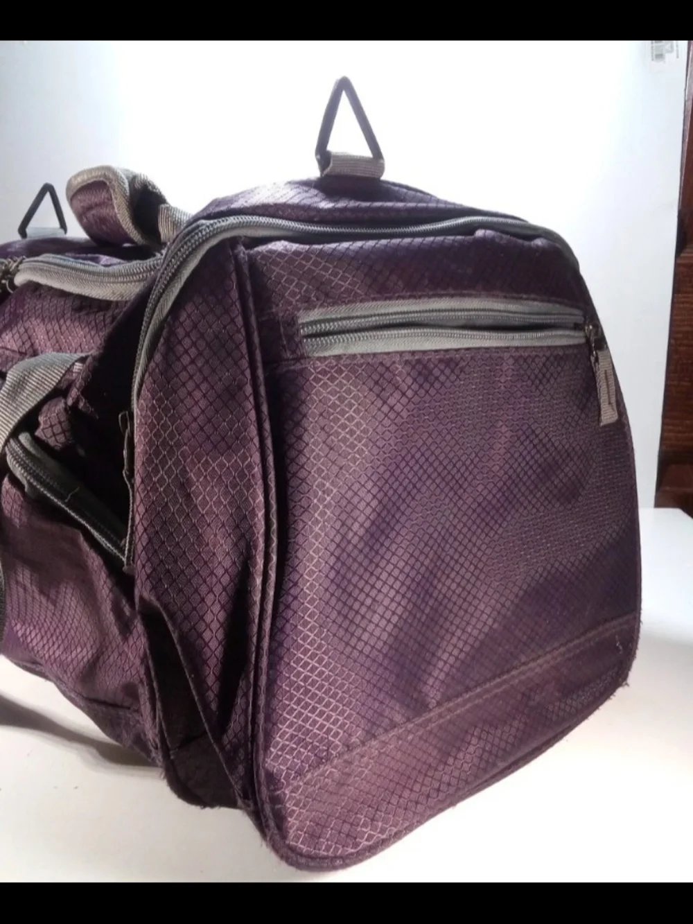Purple/Gray Large Polyester Zip Duffel Gym Bag w/ Adjustable Strap (C-19)